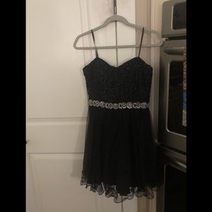 CityStudio size 13 girl’s formal black short dress